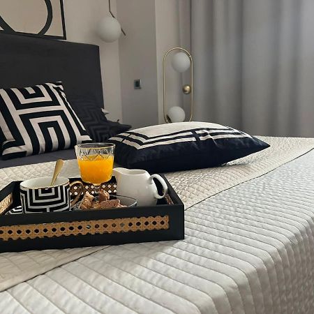 Arena Design Apartments With Free Private Parking And With A Terrace Pula Bagian luar foto