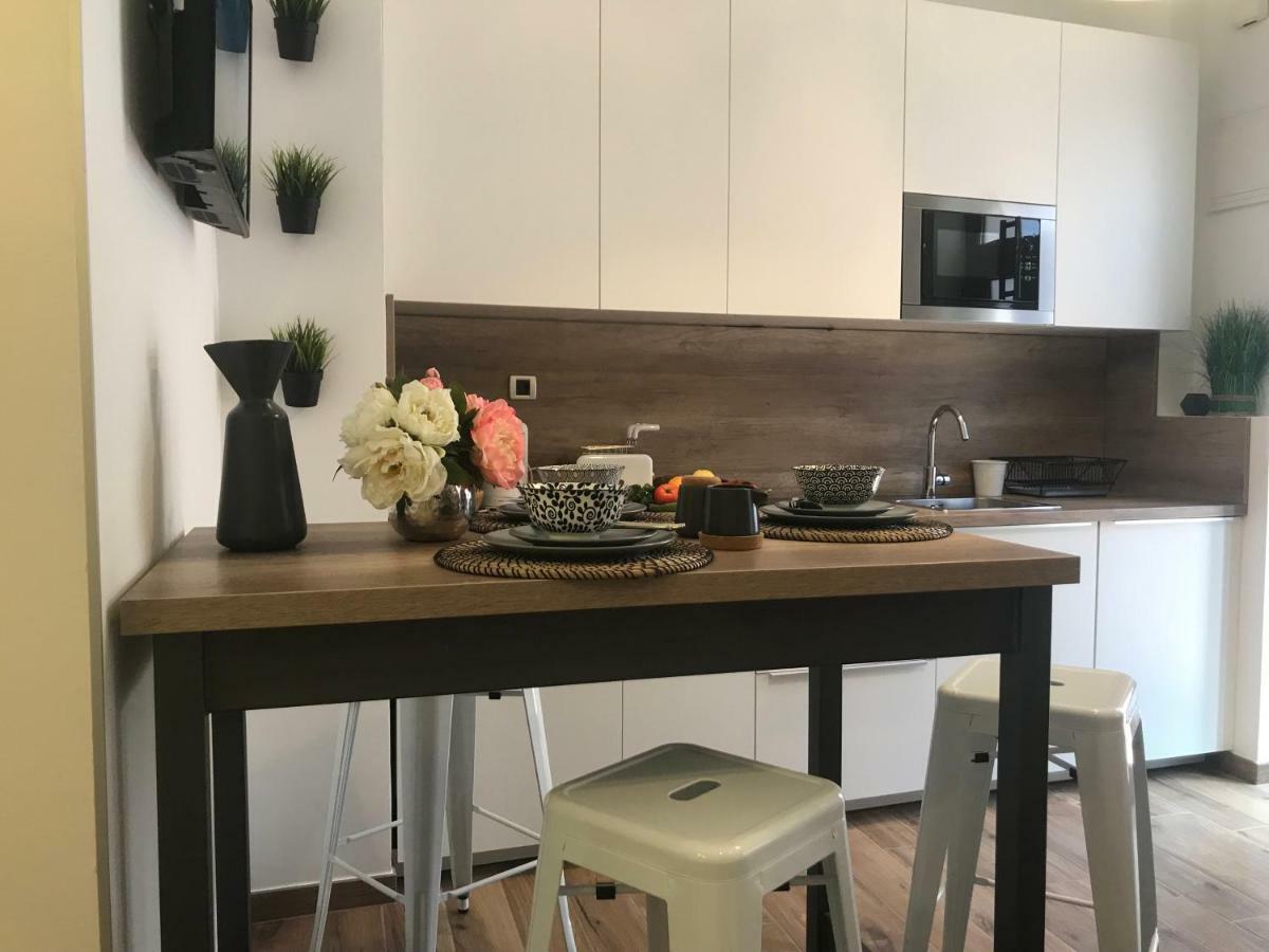 Arena Design Apartments With Free Private Parking And With A Terrace Pula Bagian luar foto
