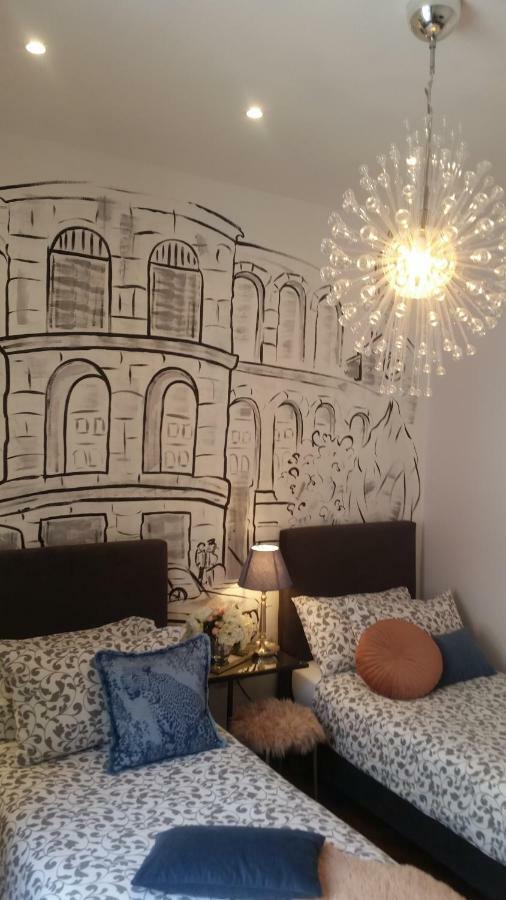 Arena Design Apartments With Free Private Parking And With A Terrace Pula Bagian luar foto